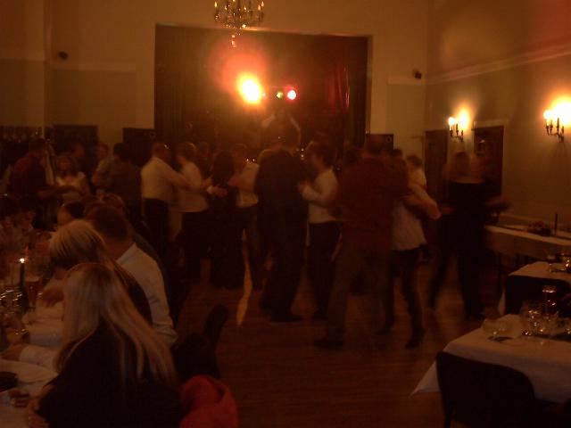 Duepow0706.JPG (24632 bytes)