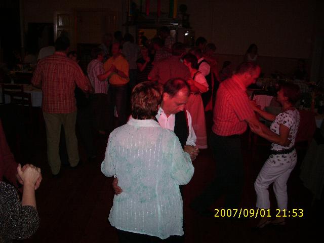 ErnteKluess0704.jpg (32917 bytes)