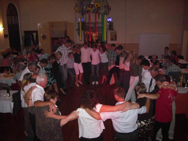 ErnteKluess0713.jpg (44437 bytes)