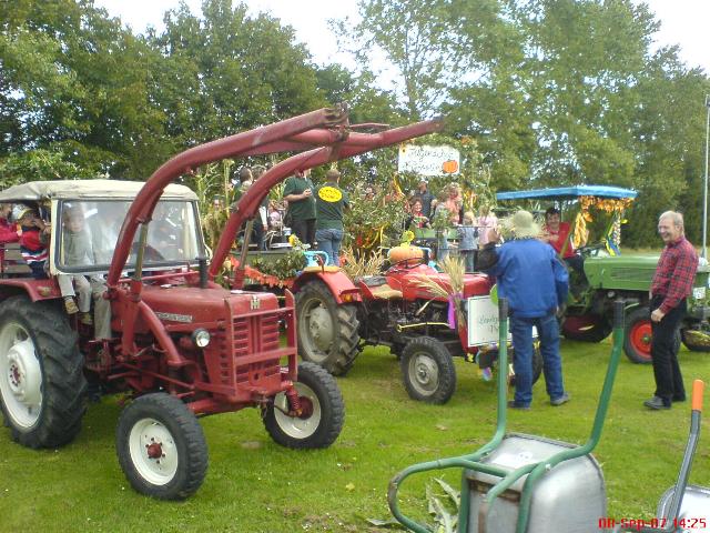 Erntef.Proettlin0702.jpg (82399 bytes)