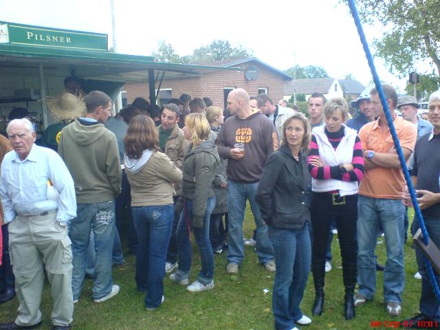 Erntef.Proettlin0707.jpg (58368 bytes)