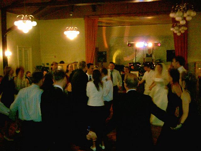 HochzAndreaBasti0711.jpg (48594 bytes)