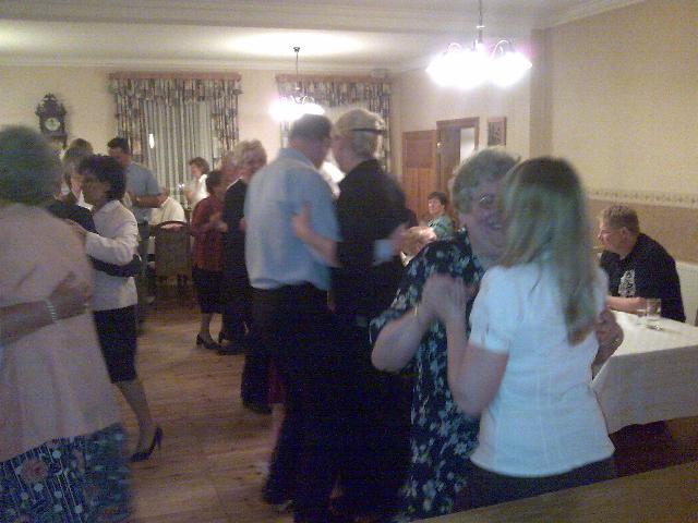 Paula0809.jpg (46082 bytes)