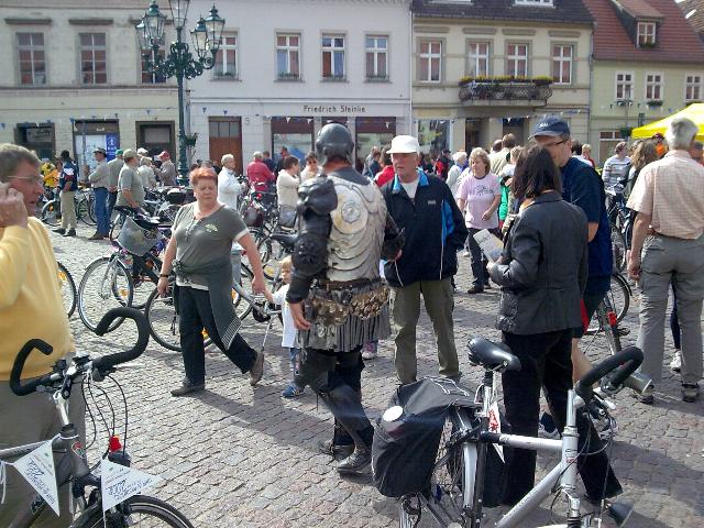 TDP0808.jpg (87337 bytes)