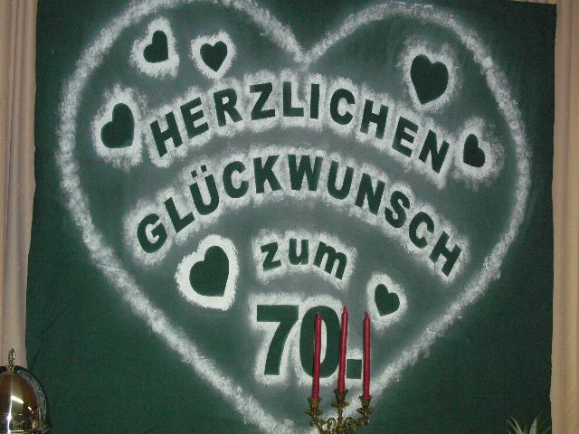 Techentin0801.jpg (53833 bytes)