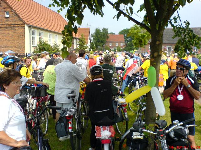 Tour0716.jpg (82967 bytes)