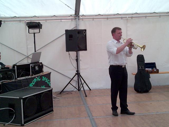 muehlenfest0803.jpg (38838 bytes)